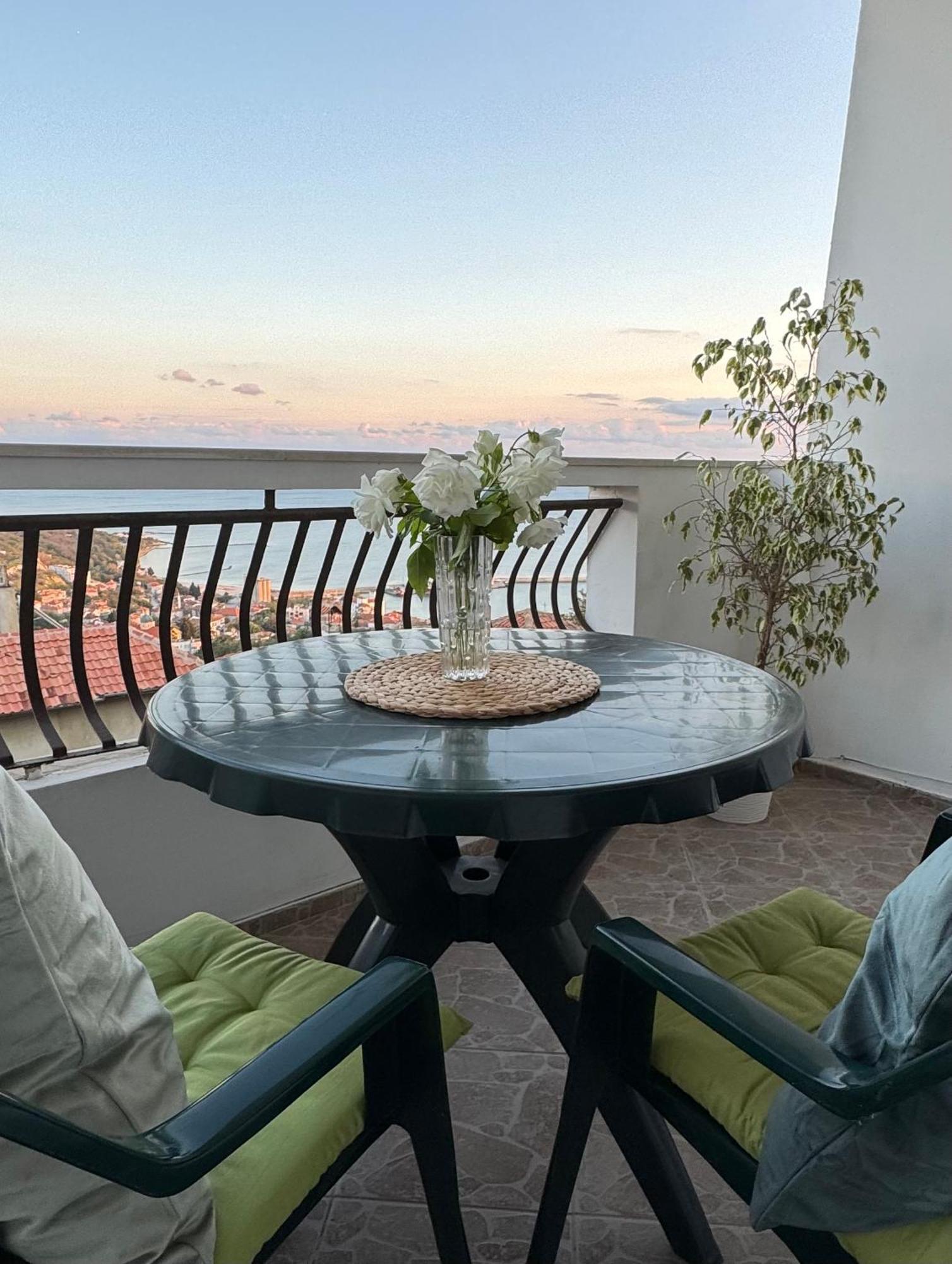 Kakavanen'S Sea View Apartment Balchik Exterior foto